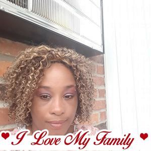 Meet your Posher, Earlina